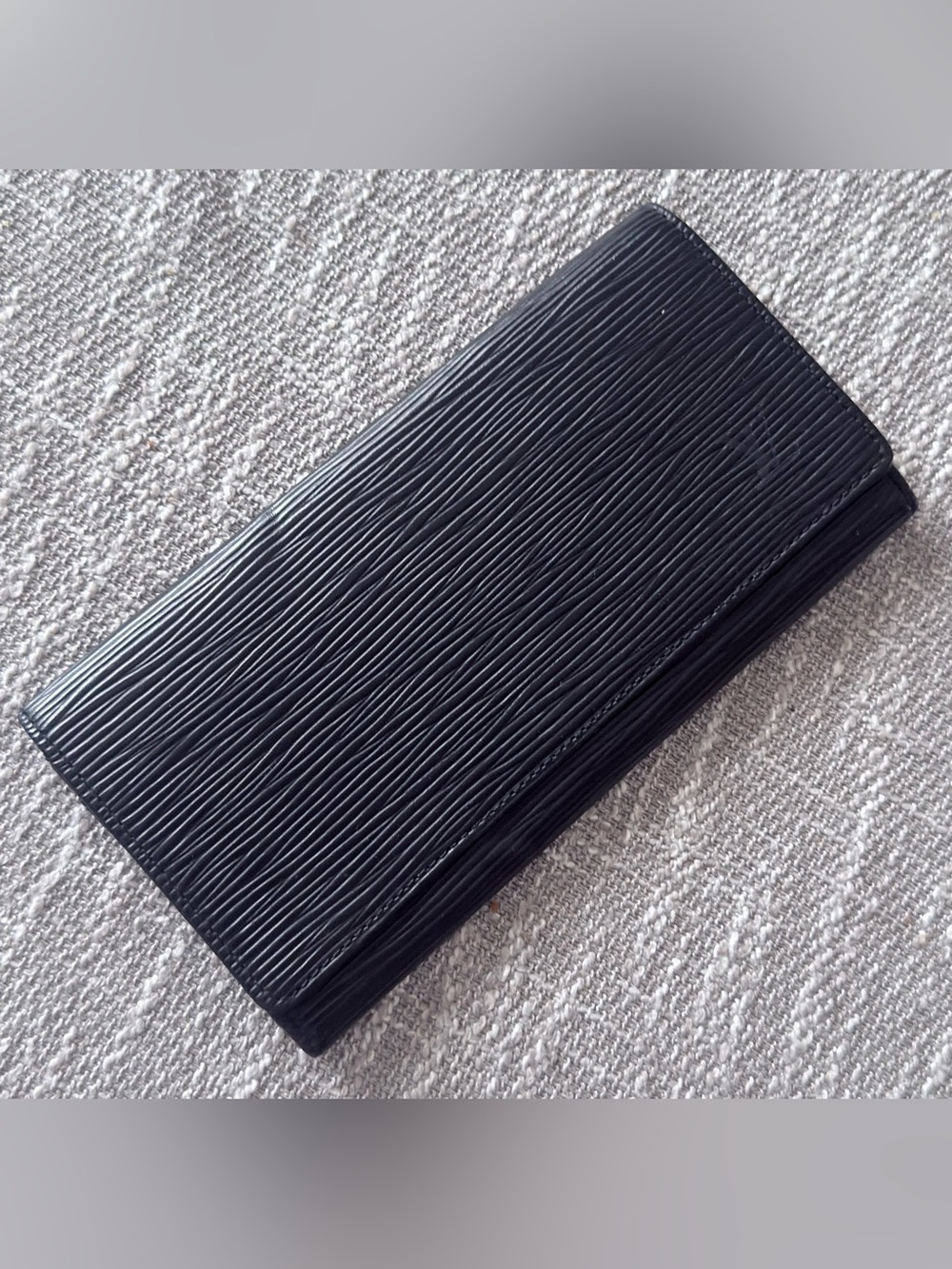 Luis vuitton Epi Leather wallet in Noir
